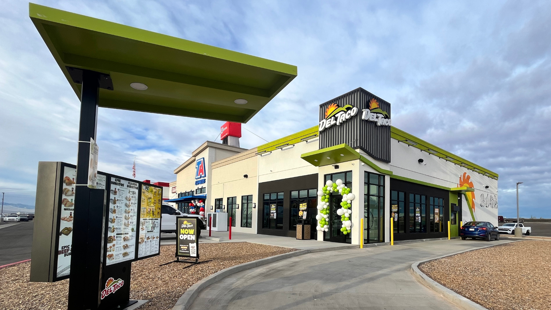 Del Taco C Store 1